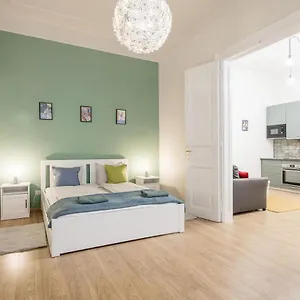 Apartamento Stylish & 2br, Budapest