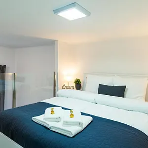 Apartamento Bella Mia - Entire Near Liszt Ferenc Ter, Budapest