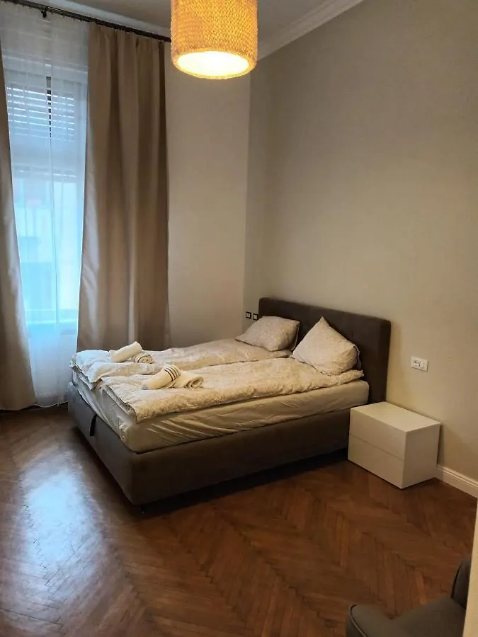 Duna River Shining Apartments Budapest